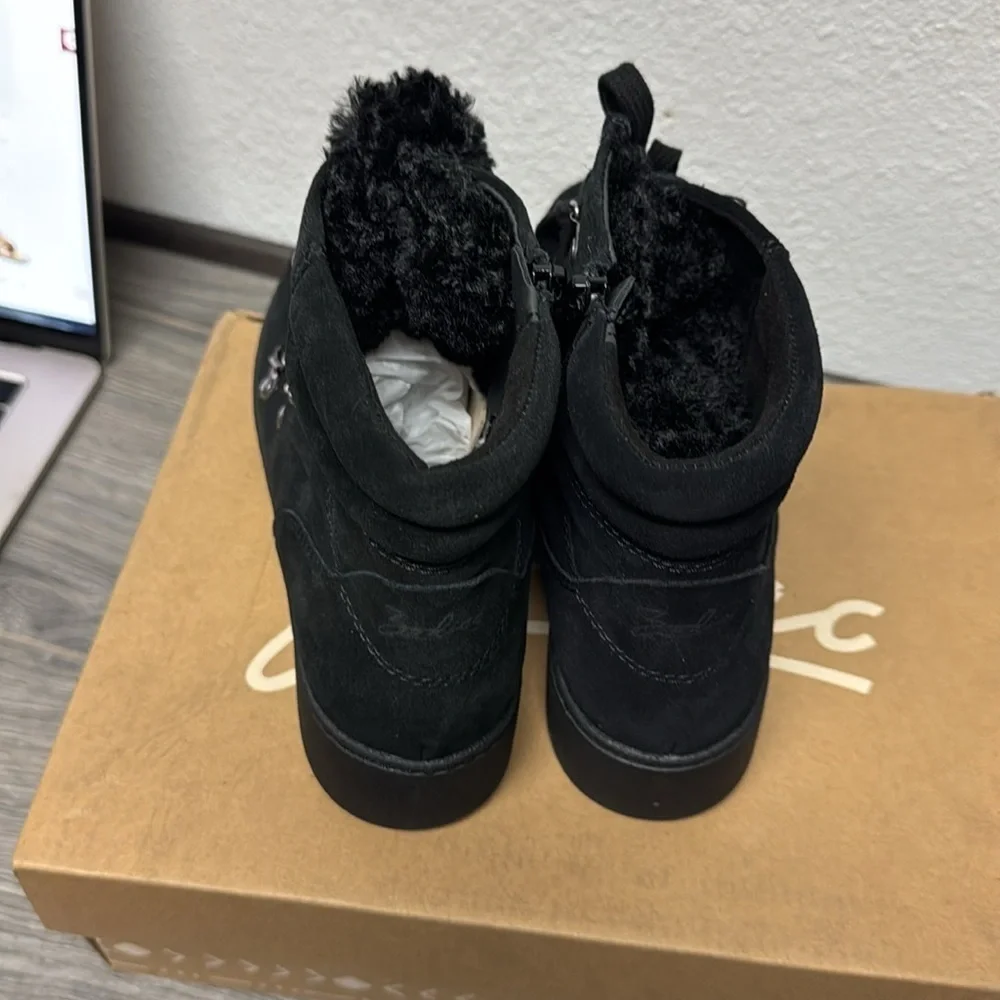 Zodiac Pierson Bootie In Black Suede